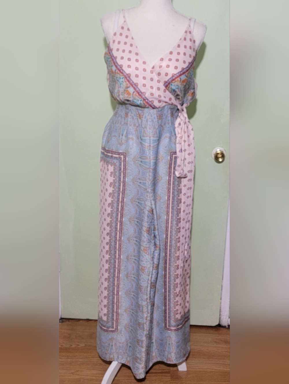 Free People Jumpsuit Wide Leg Cabbage Rose Satin Light Pink /Blue Size 6